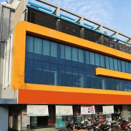 Hotel Golden Orchid Bhubaneswar Exteriör bild