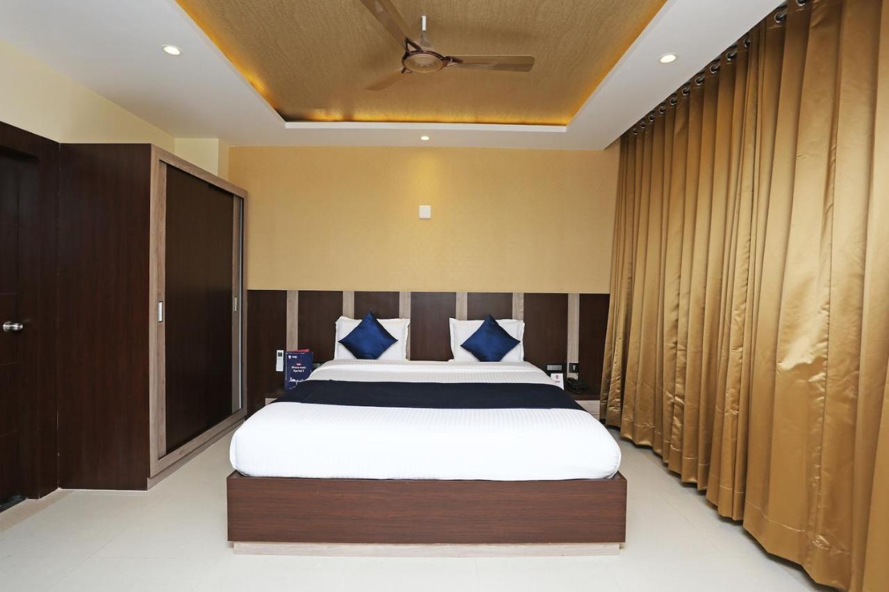 Hotel Golden Orchid Bhubaneswar Exteriör bild