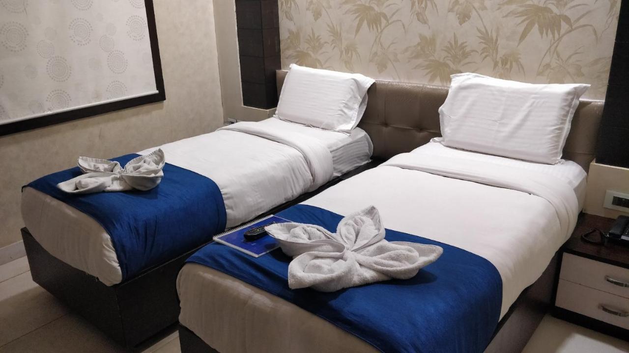 Hotel Golden Orchid Bhubaneswar Exteriör bild