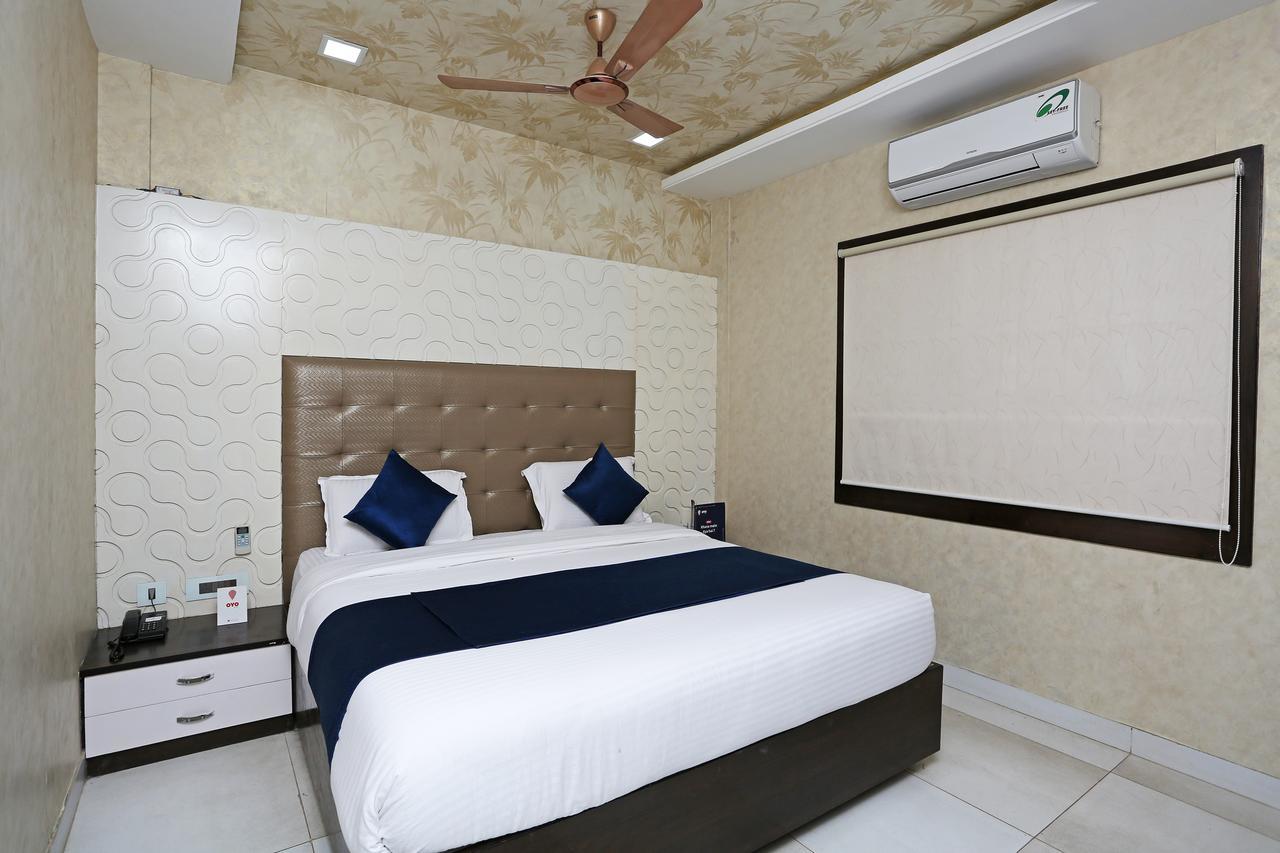 Hotel Golden Orchid Bhubaneswar Exteriör bild