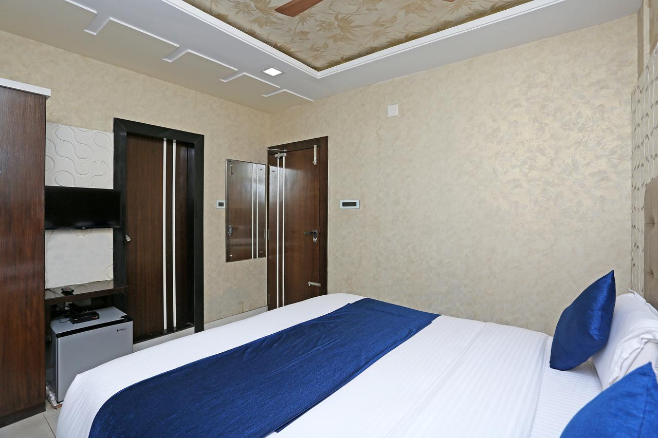 Hotel Golden Orchid Bhubaneswar Exteriör bild