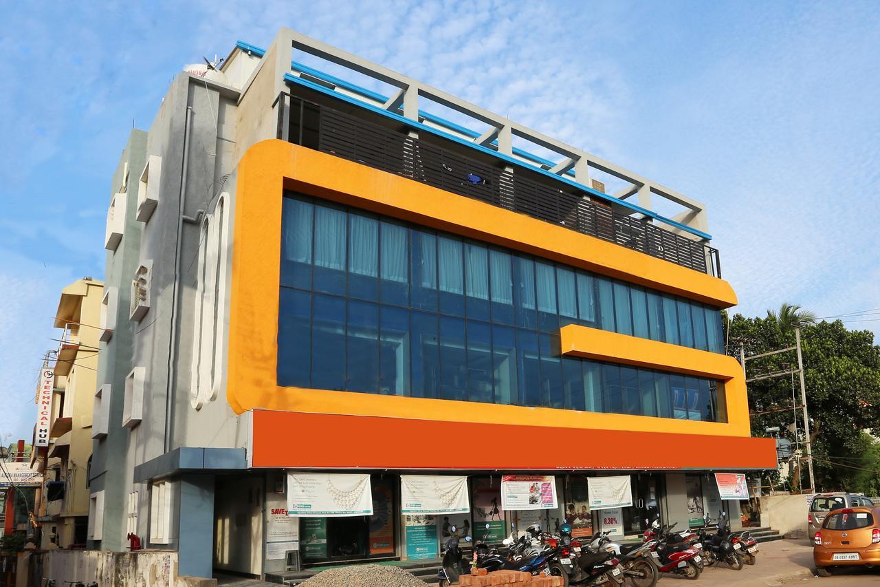 Hotel Golden Orchid Bhubaneswar Exteriör bild