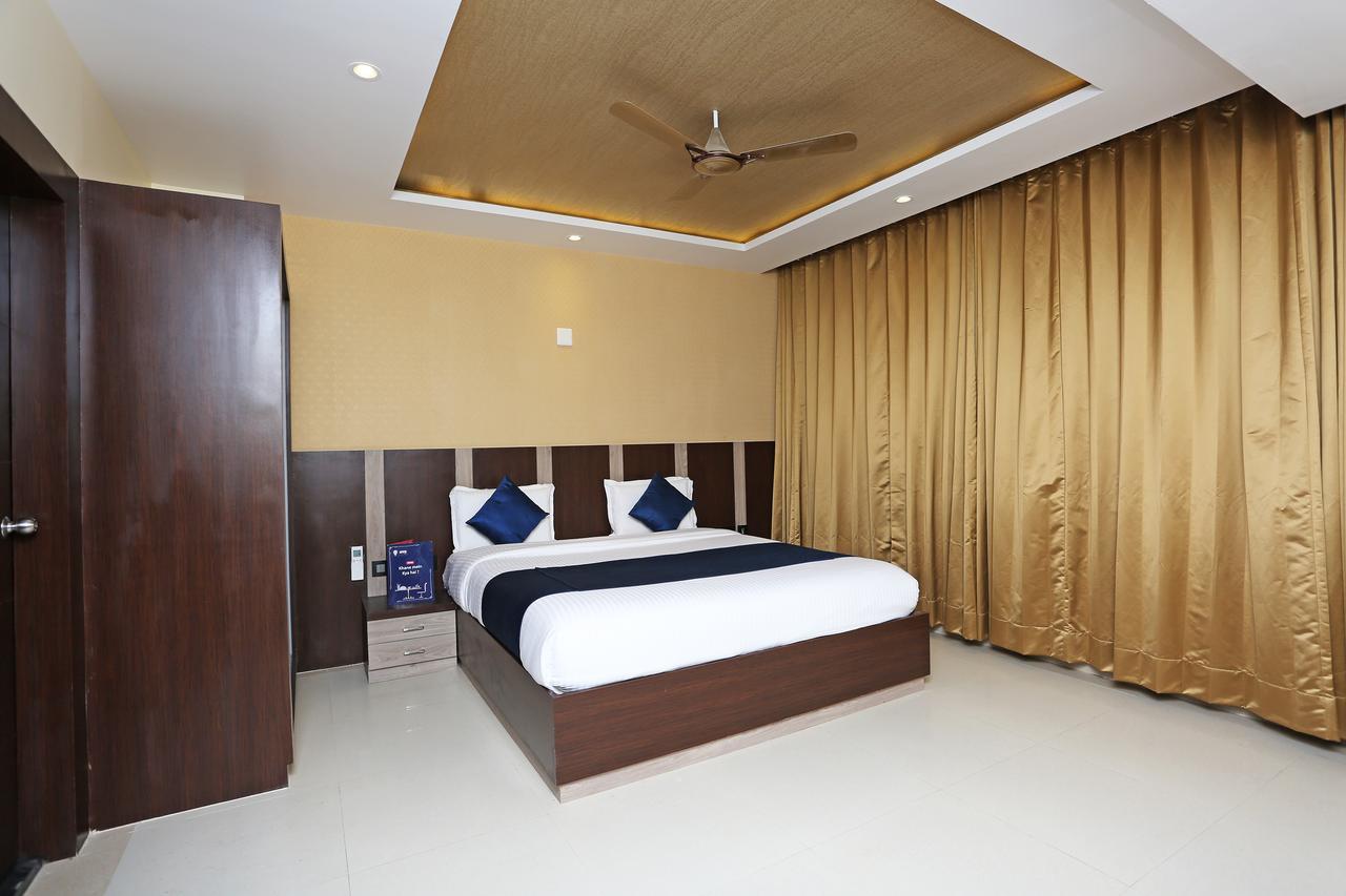 Hotel Golden Orchid Bhubaneswar Exteriör bild