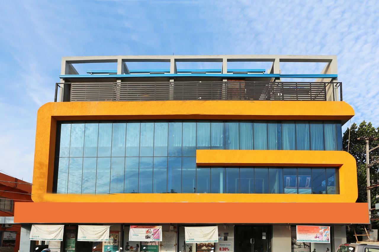 Hotel Golden Orchid Bhubaneswar Exteriör bild